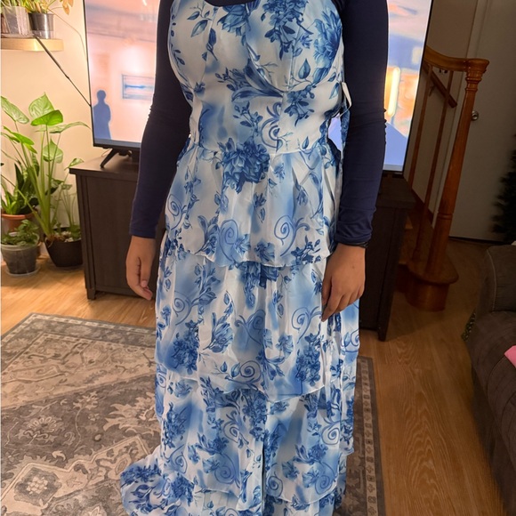 Gallery Dresses & Skirts - Gallery Blue Floral Maxi Dress